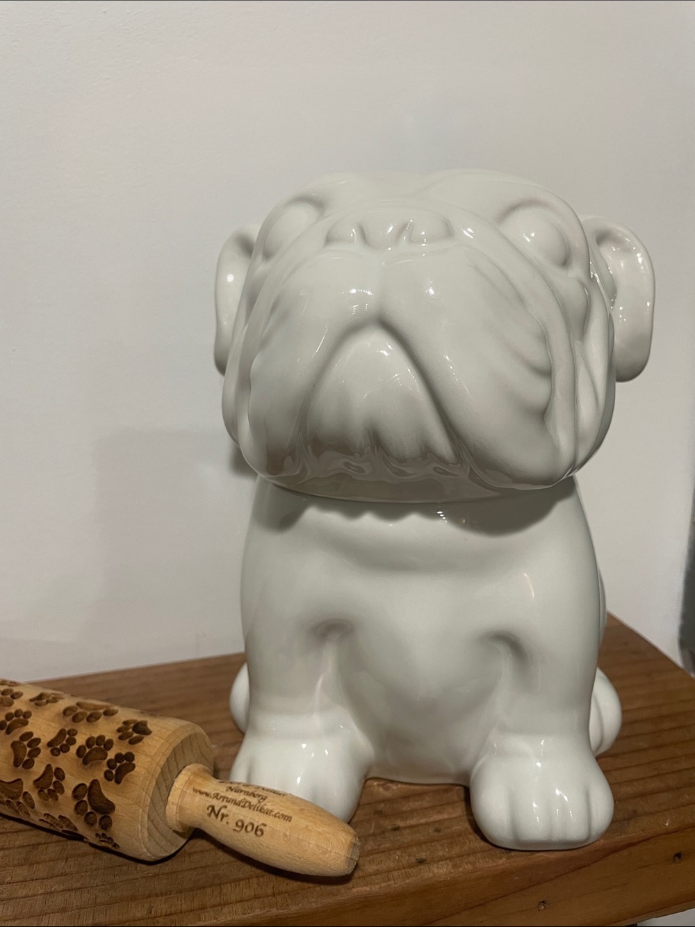 🍂 YESSS THIS IS “THE” ENGLISH BULLDOG by Threshold Cookie Jar